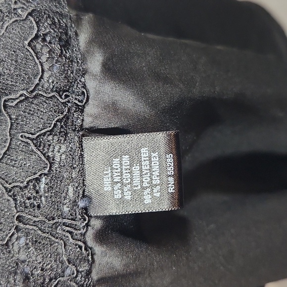 Black Lace mini skirt size 10 by Express - Picture 11 of 14